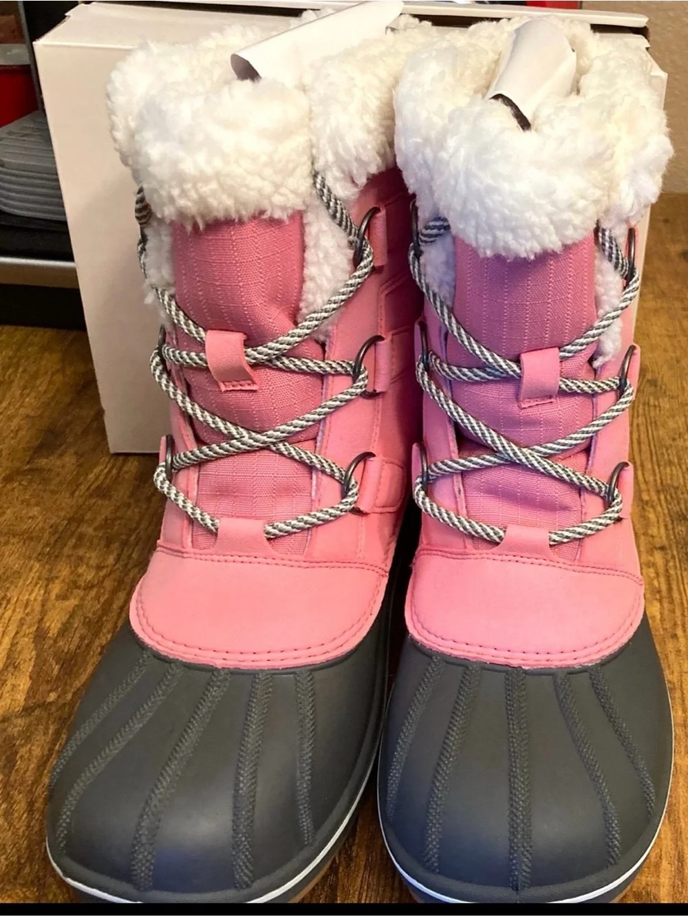 Kids' Kit Waterproof Snow Boots - Cat & Jack™ Pink Big girl Size 5 New